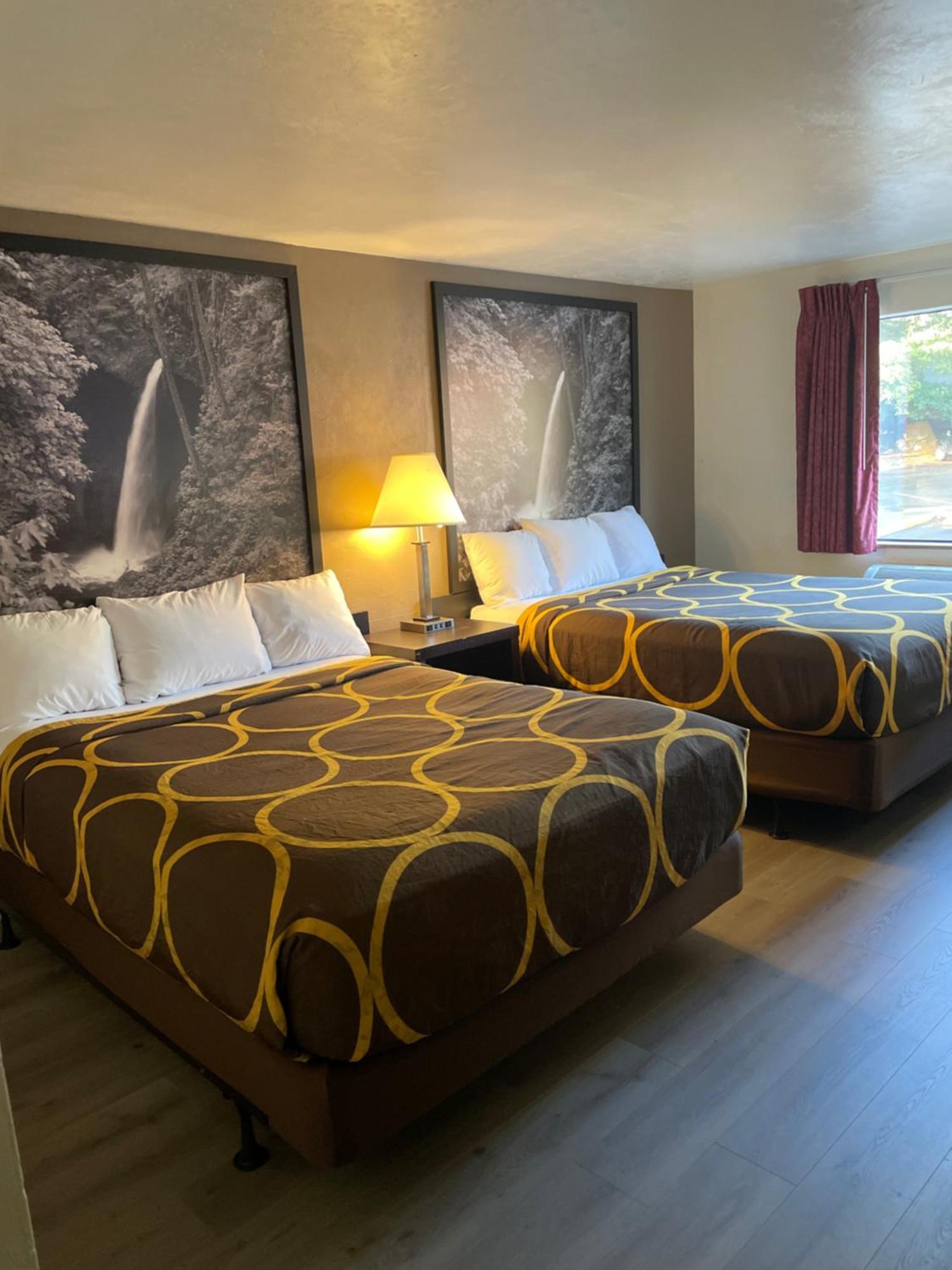 Super 8 By Wyndham Lacey Olympia Area Bagian luar foto